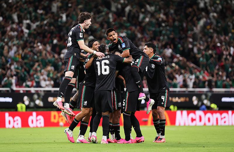 Cầu thủ Mexico ăn mừng bàn thắng vào lưới Hàn Quốc tại World Cup 2026