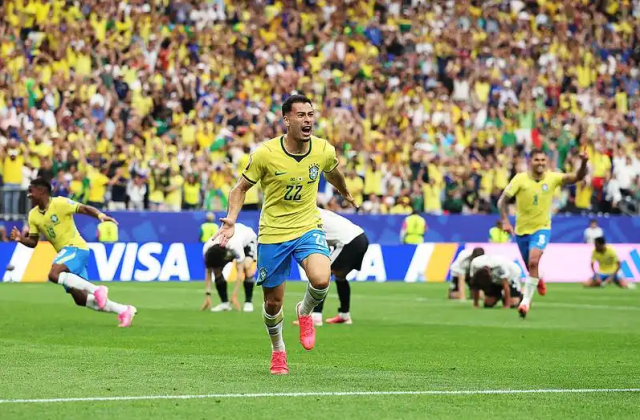 Brazil ăn mừng sau khi ngược dòng thắng Nhật Bản tại World Cup 2026
