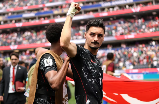 Stephen Eustáquio ăn mừng sau bàn thắng giúp Canada hạ Nam Phi tại World Cup 2026