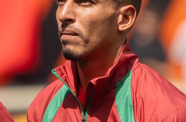 Azzedine Ounahi thi đấu trong màu áo đội tuyển Morocco