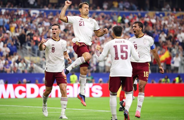 Tây Ban Nha dẫn trước Pháp ở bán kết World Cup 2026