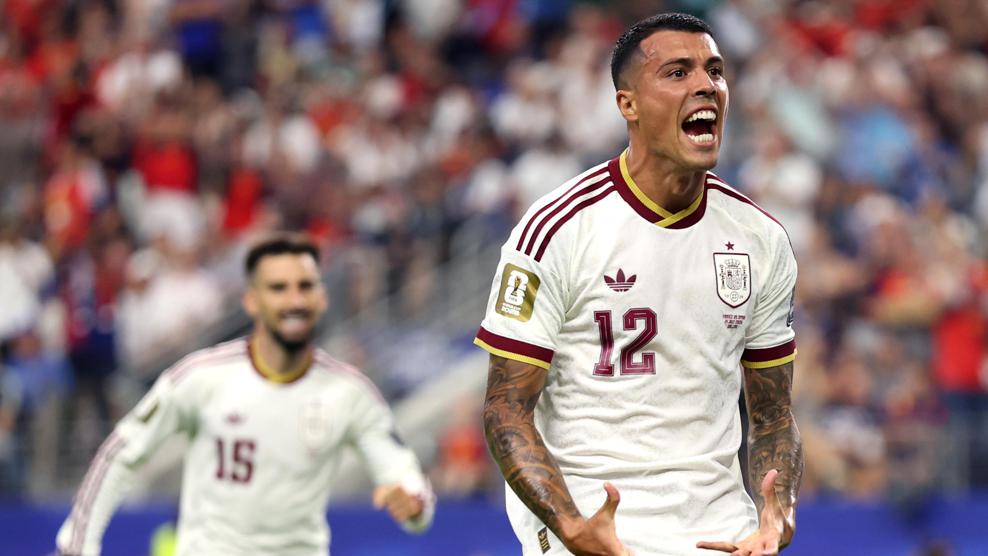 Cầu thủ Tây Ban Nha trong trận bán kết World Cup 2026 với Pháp