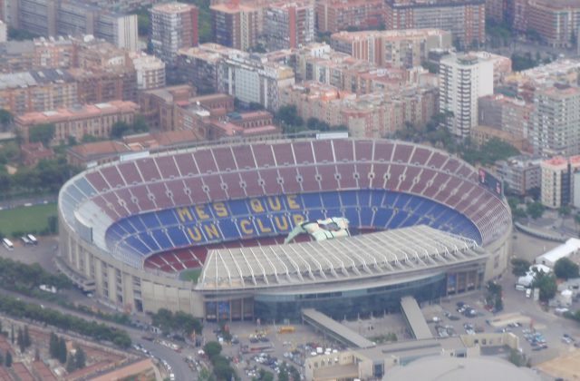 Sân vận động Spotify Camp Nou nhìn từ trên cao