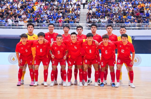 ĐT futsal Việt Nam trong trận gặp Thái Lan