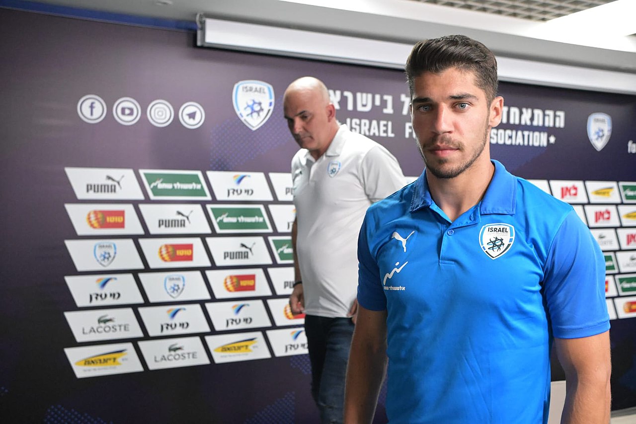 Manor Solomon trong màu áo đội tuyển Israel