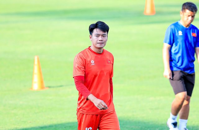 ĐT Việt Nam trong buổi tập trước trận bán kết gặp Malaysia