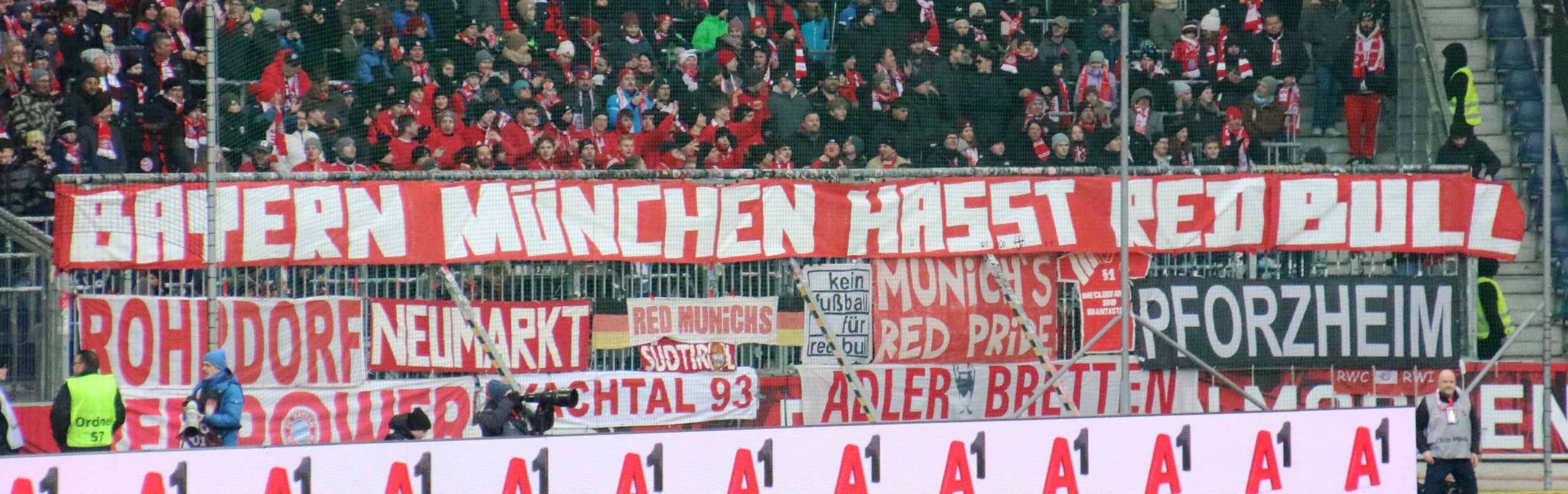 Khoảnh khắc trong trận giao hữu giữa Red Bull Salzburg và Bayern Munich