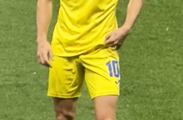 Mykhailo Mudryk trong màu áo U21 Ukraine